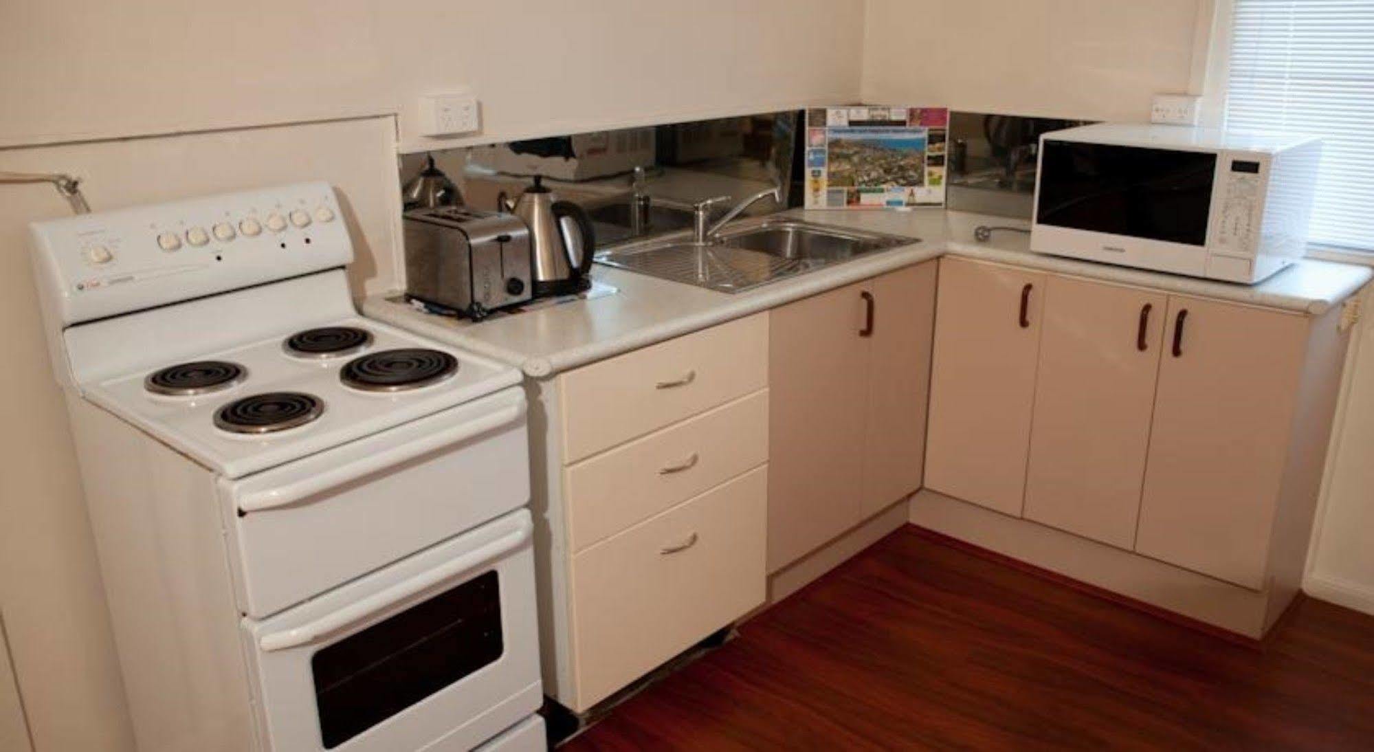 Strand Motel Townsville Esterno foto